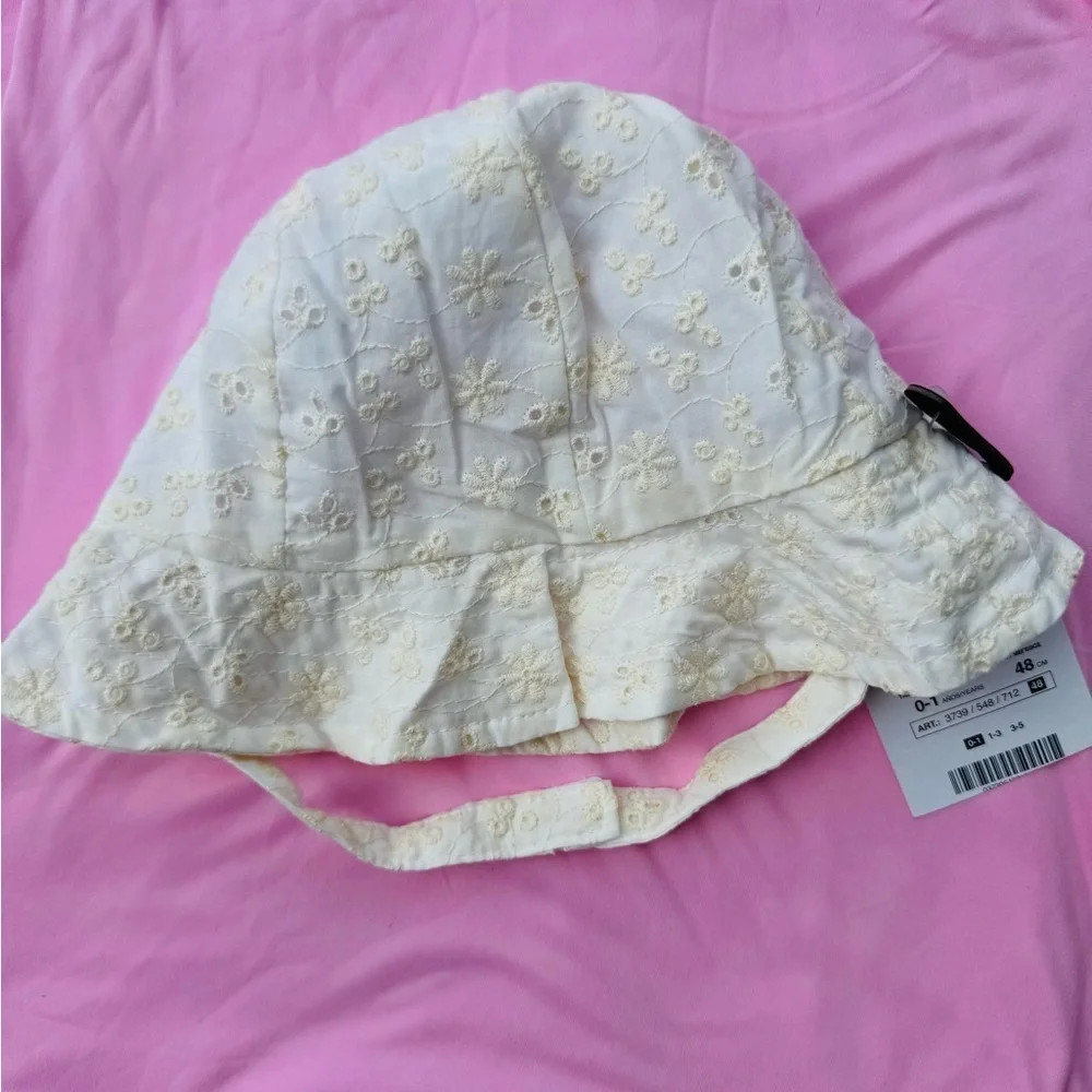 Zara Cream Floral Kids Hat